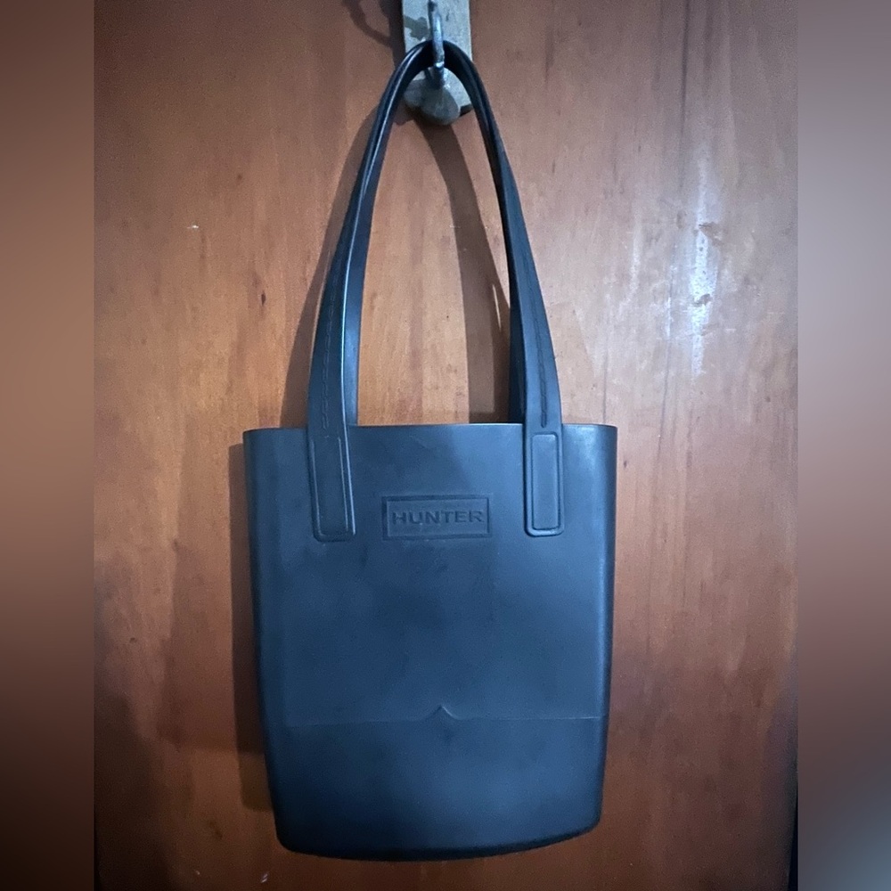 Hunter x Target Black Rubber Sling Tote - Picture 2 of 5